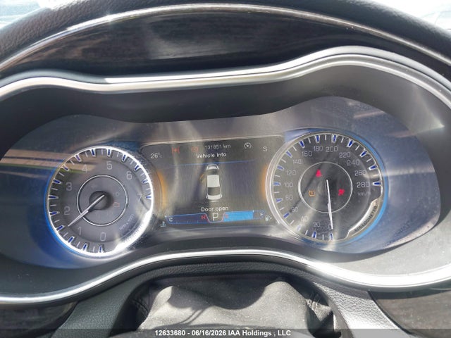 Chrysler 200 C 2016 1C3CCCCG5GN187493 Image 7