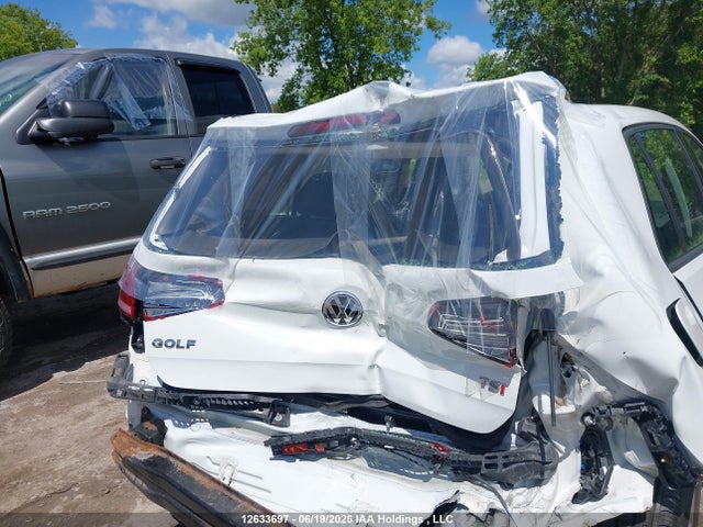 2018 Volkswagen Golf მანქანა იყიდება აუქციონზე, vin: 3VWG17AU0JM282321, აუქციონის ნომერი: 12633697