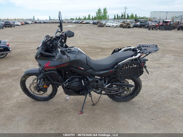 2024 Honda Xl750 მანქანა იყიდება აუქციონზე, vin: JH2RD1625RK100484, აუქციონის ნომერი: 12633701