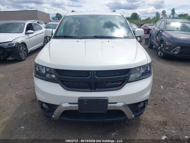 3C4PDDGGXJT359454 Dodge Journey Crossroad