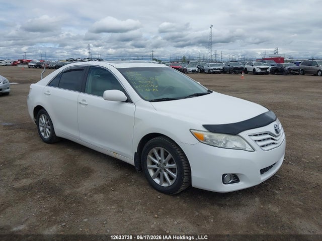 12633738 :رقم المزاد ، 4T1BK3EK8BU630547 vin ، 2011 Toyota Camry Xle V6 مزاد بيع