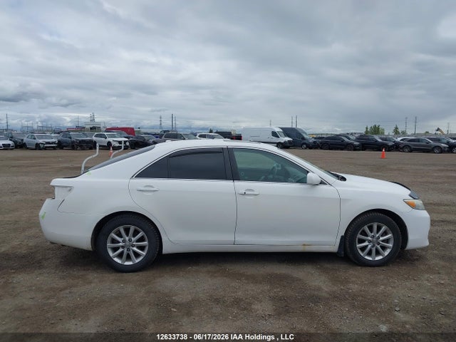 12633738 :رقم المزاد ، 4T1BK3EK8BU630547 vin ، 2011 Toyota Camry Xle V6 مزاد بيع