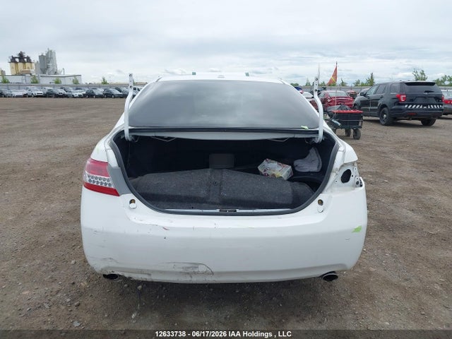12633738 :رقم المزاد ، 4T1BK3EK8BU630547 vin ، 2011 Toyota Camry Xle V6 مزاد بيع