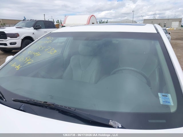 12633738 :رقم المزاد ، 4T1BK3EK8BU630547 vin ، 2011 Toyota Camry Xle V6 مزاد بيع