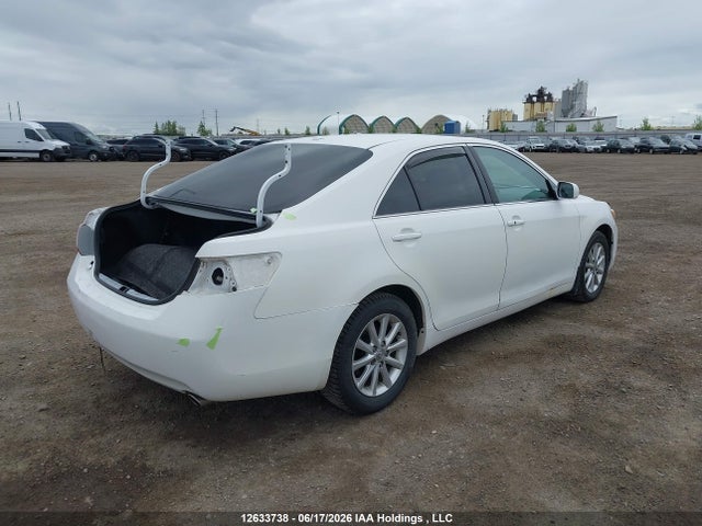 12633738 :رقم المزاد ، 4T1BK3EK8BU630547 vin ، 2011 Toyota Camry Xle V6 مزاد بيع