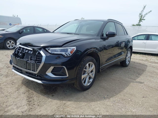Audi Q3 Komfort 45 2022 WA1AECF3XN1063580 Image 2