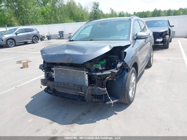 2016 Hyundai Tucson Luxury მანქანა იყიდება აუქციონზე, vin: KM8J3CA41GU233043, აუქციონის ნომერი: 12633758