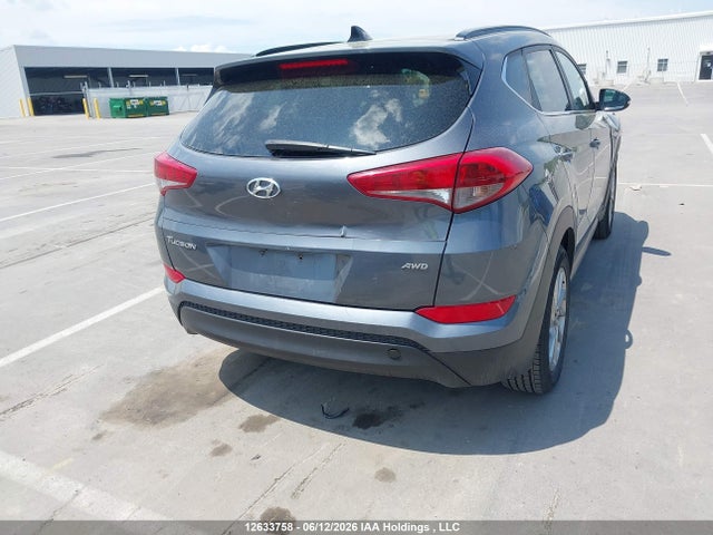 2016 Hyundai Tucson Luxury მანქანა იყიდება აუქციონზე, vin: KM8J3CA41GU233043, აუქციონის ნომერი: 12633758