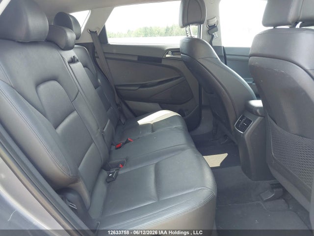 2016 Hyundai Tucson Luxury მანქანა იყიდება აუქციონზე, vin: KM8J3CA41GU233043, აუქციონის ნომერი: 12633758