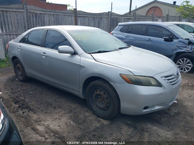 2007 Toyota Camry Le/se მანქანა იყიდება აუქციონზე, vin: 4T1BE46K47U025590, აუქციონის ნომერი: 12633767
