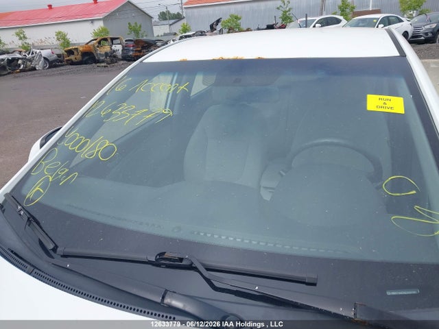 KMHCT4AE9GU000180 Hyundai Accent