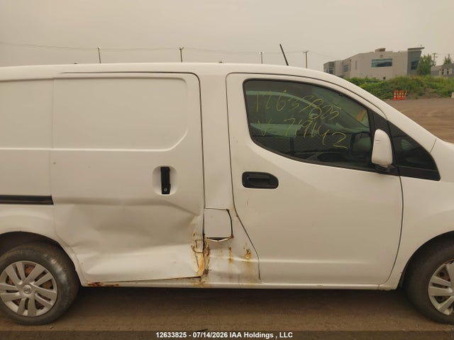 12633825 :رقم المزاد ، 3N6CM0KN7FK719142 vin ، 2015 Nissan Nv200 مزاد بيع