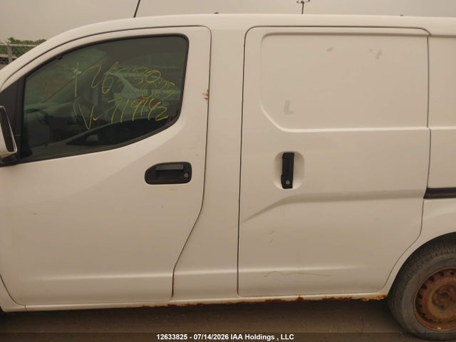 12633825 :رقم المزاد ، 3N6CM0KN7FK719142 vin ، 2015 Nissan Nv200 مزاد بيع