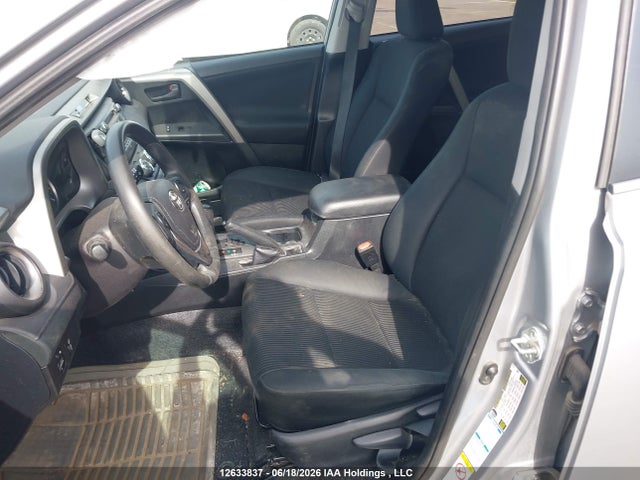 2016 Toyota Rav4 Le მანქანა იყიდება აუქციონზე, vin: 2T3BFREV9GW451966, აუქციონის ნომერი: 12633837