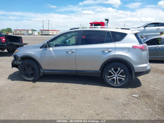 Toyota RAV4 LE 2017 2T3ZFREV3HW379579 Image 13