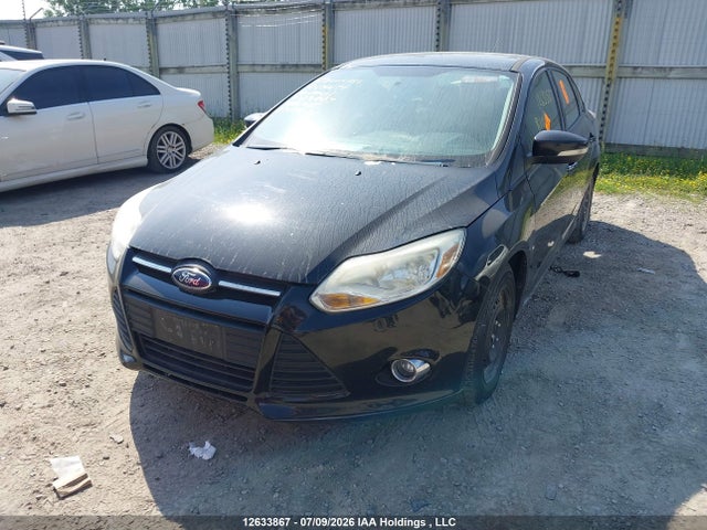 Ford FOCUS SE 2014 1FADP3F29EL231837 Image 2