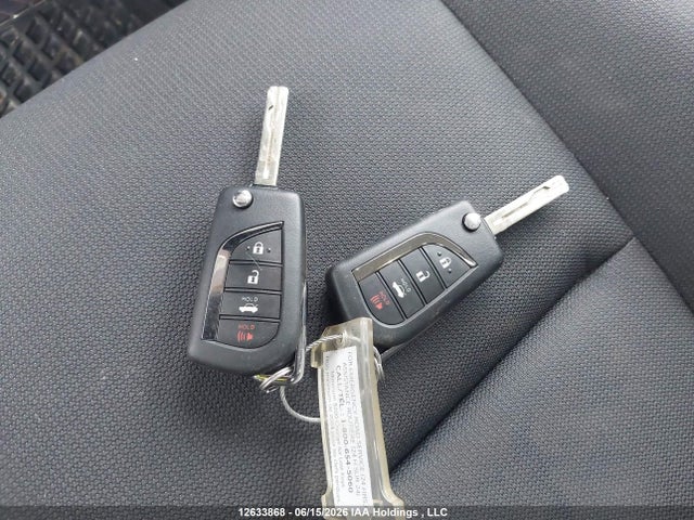 5YFB4MDE8TP412137 Toyota COROLLA LE