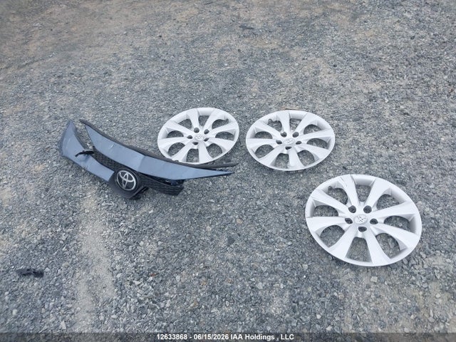 5YFB4MDE8TP412137 Toyota COROLLA LE