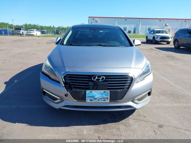 Hyundai Sonata Hybrid Ultimate 2017 KMHE34L12HA049002 Image 12