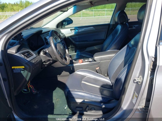 Hyundai Sonata Hybrid Ultimate 2017 KMHE34L12HA049002 Image 19