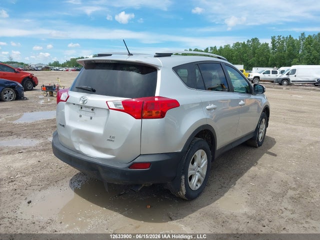 Toyota RAV4 LE 2014 2T3BFREVXEW152628 Image 4