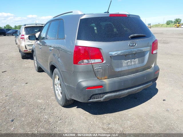 2012 Kia Sorento მანქანა იყიდება აუქციონზე, vin: 5XYKTDA29CG252383, აუქციონის ნომერი: 12633908