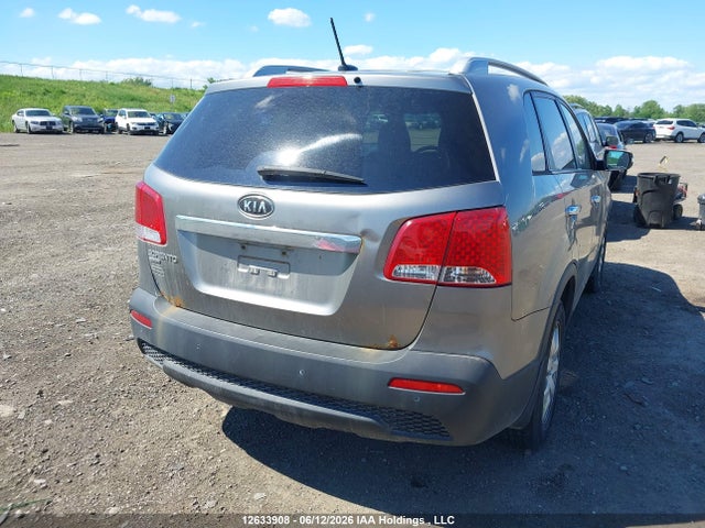 2012 Kia Sorento მანქანა იყიდება აუქციონზე, vin: 5XYKTDA29CG252383, აუქციონის ნომერი: 12633908