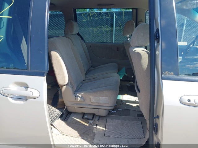 12633912 :رقم المزاد ، JM3LW28G5Y0144347 vin ، 2000 Mazda Mpv Wagon مزاد بيع