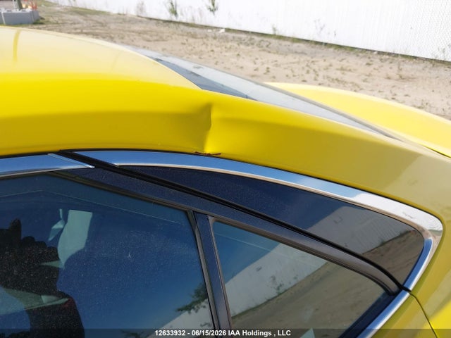 12633932 :رقم المزاد ، 4T1BF1FK3GU613802 vin ، 2016 Toyota Camry Le مزاد بيع