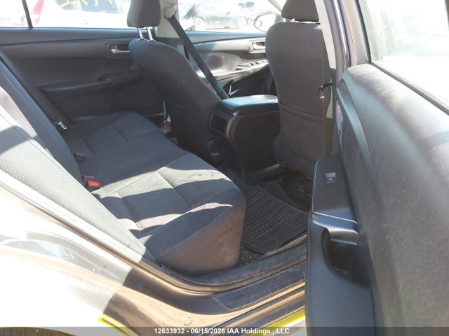 12633932 :رقم المزاد ، 4T1BF1FK3GU613802 vin ، 2016 Toyota Camry Le مزاد بيع