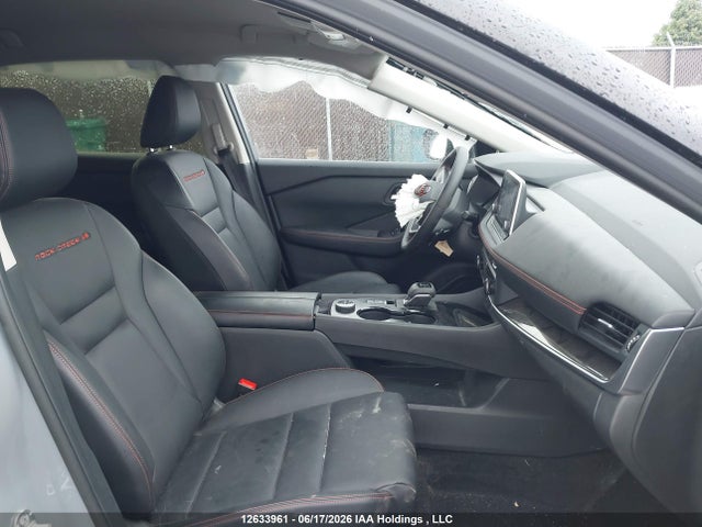 12633961 :رقم المزاد ، JN8BT3BB5TW374447 vin ، 2026 Nissan Rogue Rock Creek Awd Cvt/sv Dark Armor/sv Moonroof Awd Cvt مزاد بيع