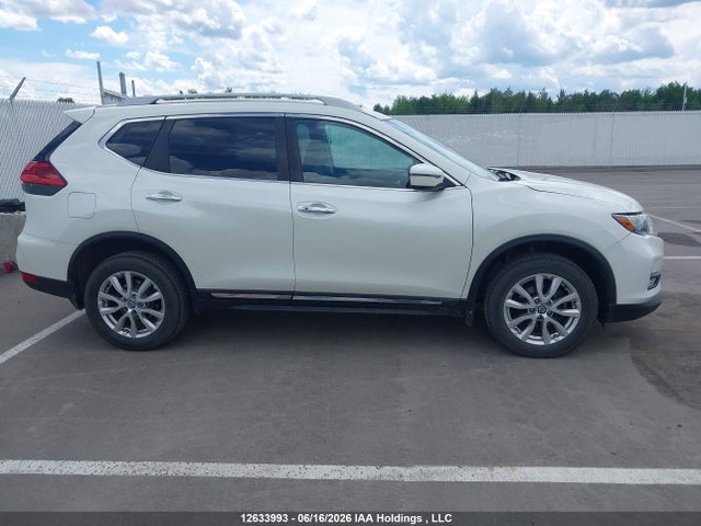 Продажа на аукционе авто 2017 Nissan Rogue S/sl Platinum/sv, vin: 5N1AT2MV0HC856451, номер лота: 12633993