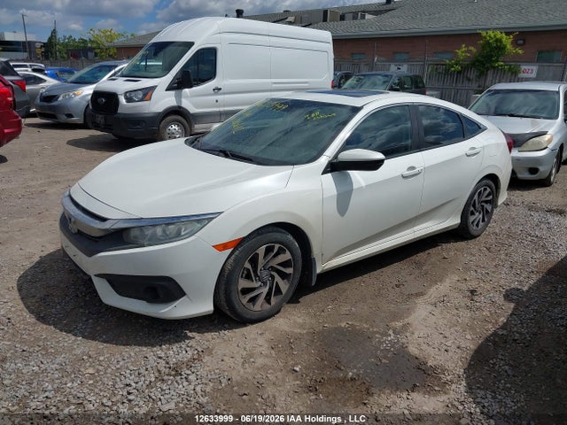 Honda CIVIC EX 2018 2HGFC2F89JH005612 Image 2