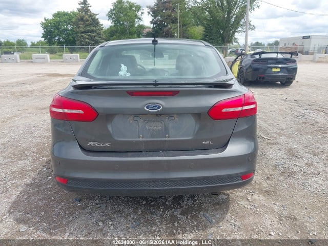 Ford FOCUS SEL 2018 1FADP3H29JL262772 Image 17