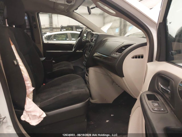 2015 Dodge Grand Caravan Se მანქანა იყიდება აუქციონზე, vin: 2C4RDGBG4FR671586, აუქციონის ნომერი: 12634003