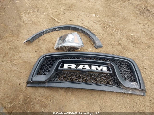 2023 Ram 1500 Classic Slt მანქანა იყიდება აუქციონზე, vin: 1C6RR7LT3PS596531, აუქციონის ნომერი: 12634024