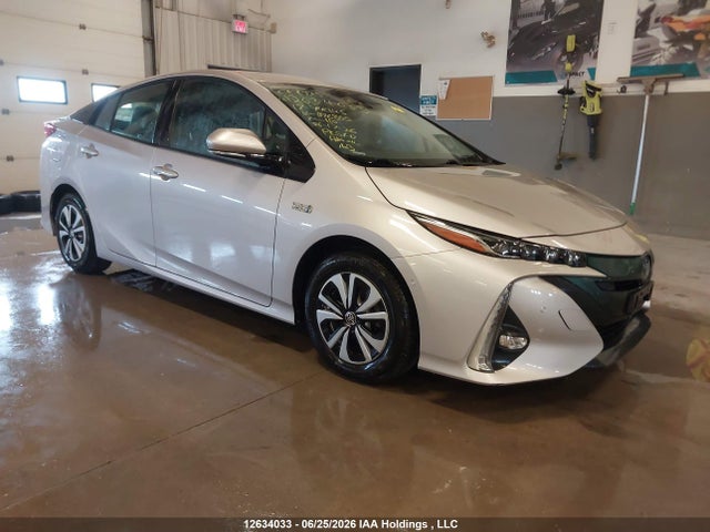2018 JTDKARFP4J3076805 main image