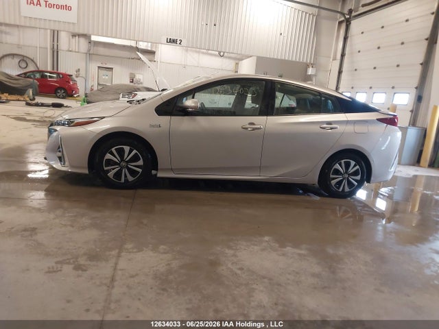 2018 Toyota Prius Prime მანქანა იყიდება აუქციონზე, vin: JTDKARFP4J3076805, აუქციონის ნომერი: 12634033