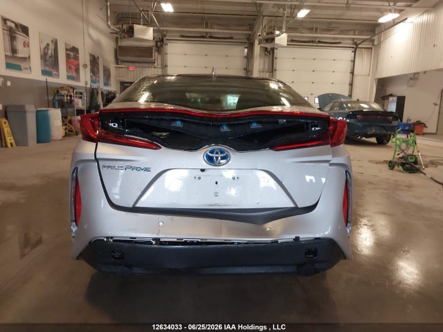 2018 Toyota Prius Prime მანქანა იყიდება აუქციონზე, vin: JTDKARFP4J3076805, აუქციონის ნომერი: 12634033
