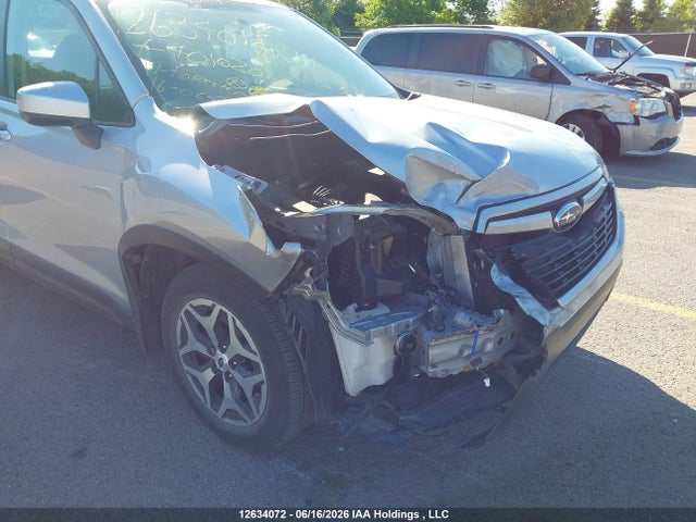 Subaru Forester Premium 2019 JF2SKEGC7KH401020 Image 6
