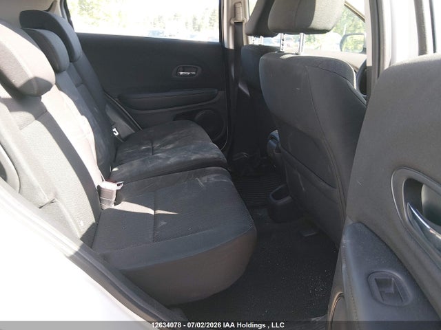 Honda HR-V LX 2016 3CZRU6H35GM113747 Image 8