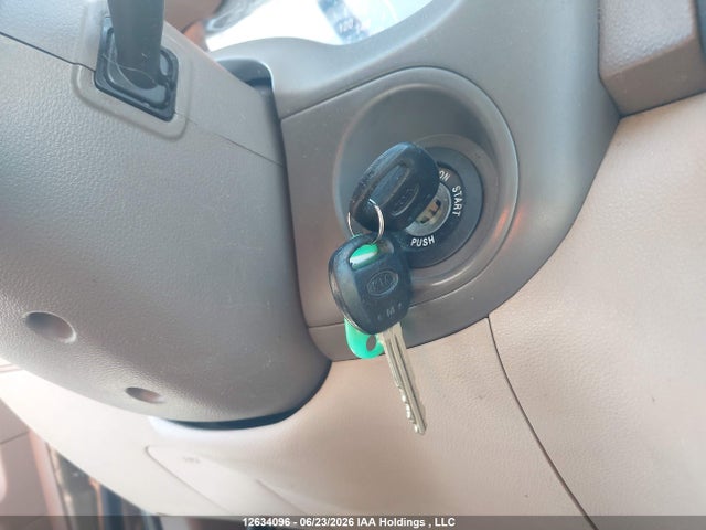 2010 Kia Sedona მანქანა იყიდება აუქციონზე, vin: KNDMG4C34A6324139, აუქციონის ნომერი: 12634096