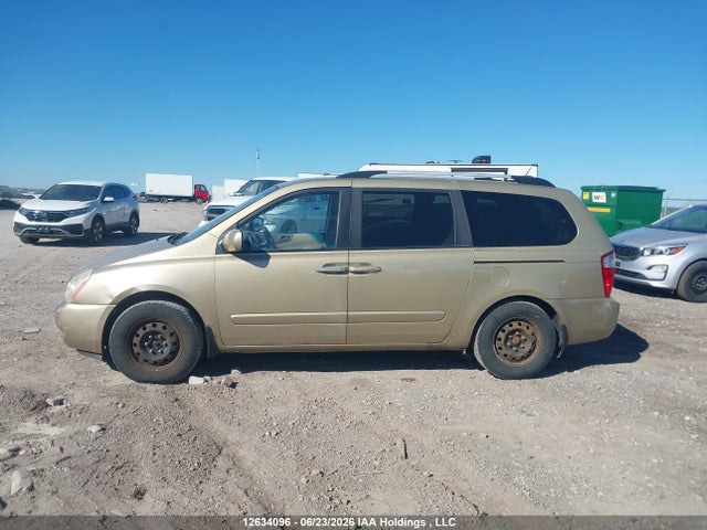 2010 Kia Sedona მანქანა იყიდება აუქციონზე, vin: KNDMG4C34A6324139, აუქციონის ნომერი: 12634096