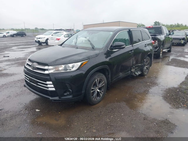 2017 Toyota Highlander მანქანა იყიდება აუქციონზე, vin: 5TDBZRFH6HS479601, აუქციონის ნომერი: 12634120