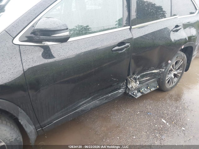 Toyota Highlander 2017 5TDBZRFH6HS479601 Image 6