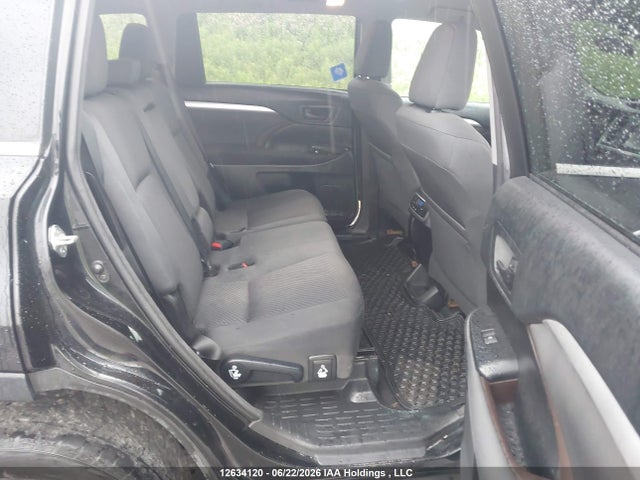 2017 Toyota Highlander მანქანა იყიდება აუქციონზე, vin: 5TDBZRFH6HS479601, აუქციონის ნომერი: 12634120
