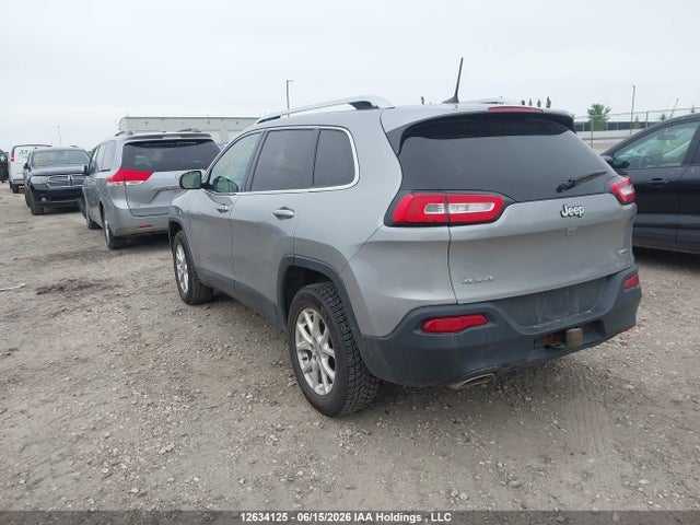 Продаж на аукціоні авто 2016 Jeep Cherokee Latitude, vin: 1C4PJMCS1GW130327, номер лоту: 12634125