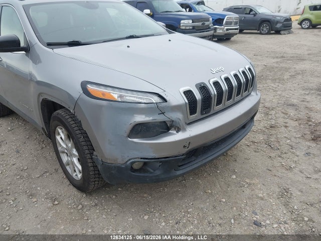 Продаж на аукціоні авто 2016 Jeep Cherokee Latitude, vin: 1C4PJMCS1GW130327, номер лоту: 12634125
