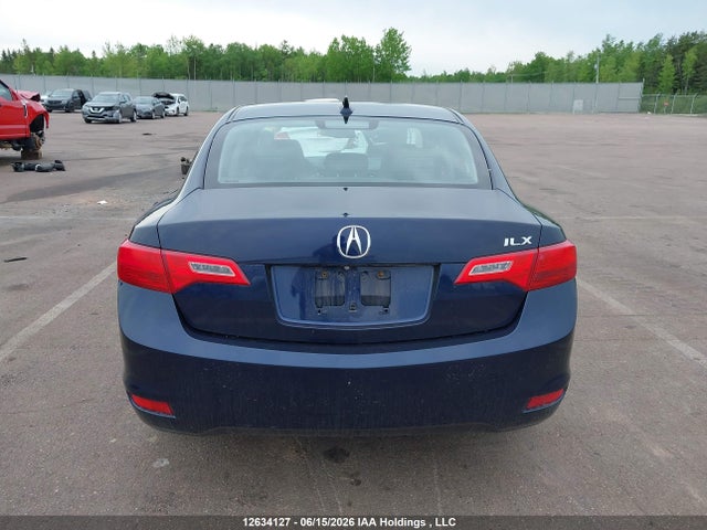 19VDE1F53FE400977 Acura Ilx 20 Premium