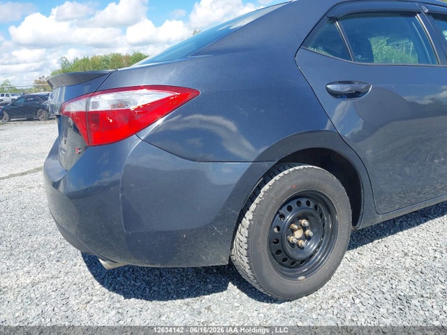 2015 Toyota Corolla S მანქანა იყიდება აუქციონზე, vin: 2T1BURHE8FC238632, აუქციონის ნომერი: 12634142